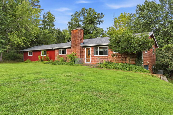 Property Photo: 6514 White Oak Valley Circle TN 37353
