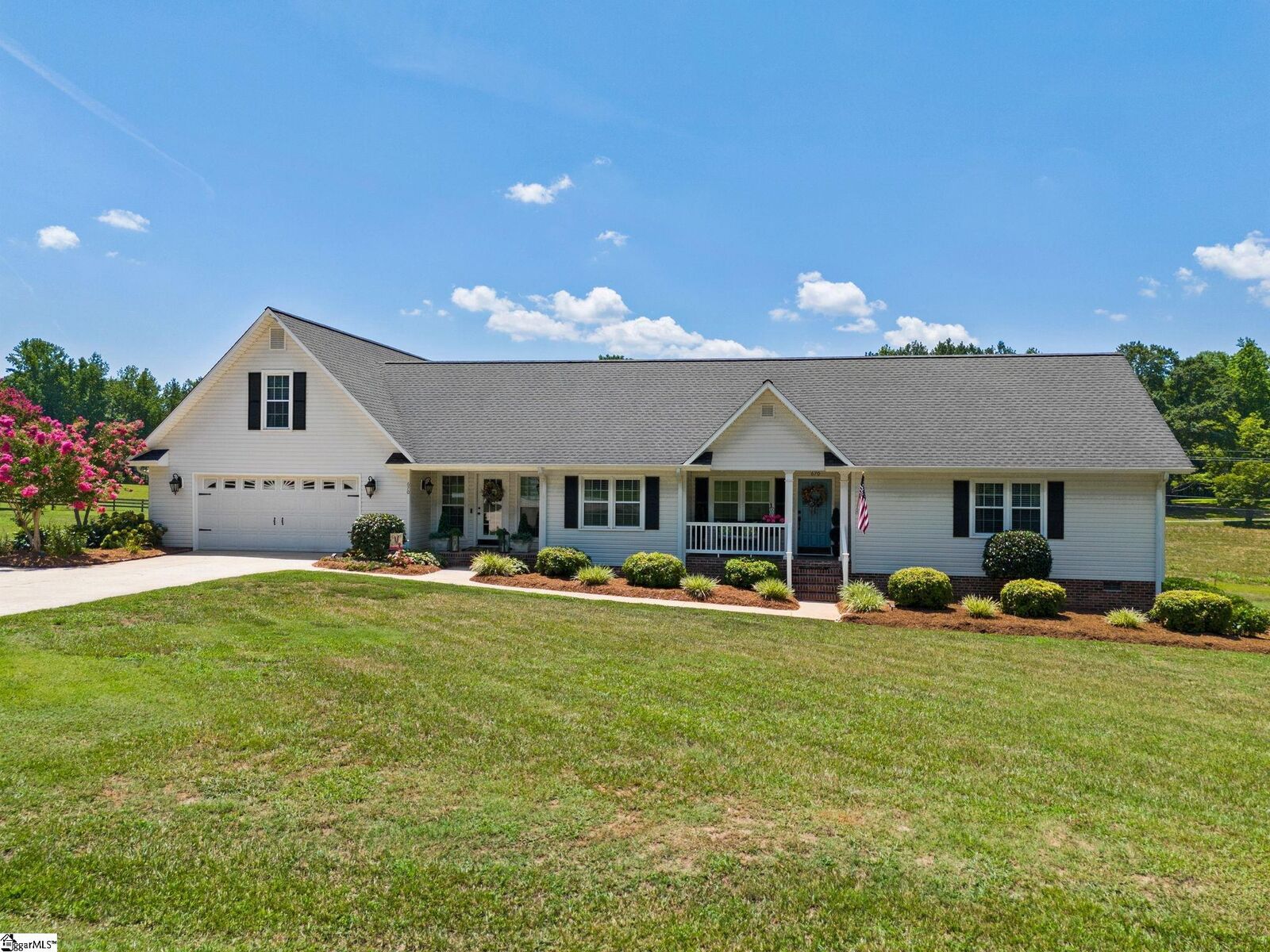 Property Photo: 670 Old Mill Road SC 29322