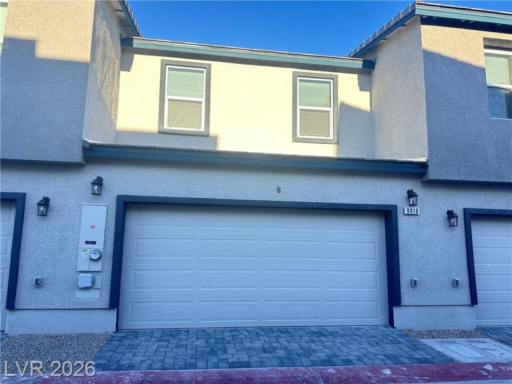 Property Photo:  9918 Saffron Hills Street  NV 89141 