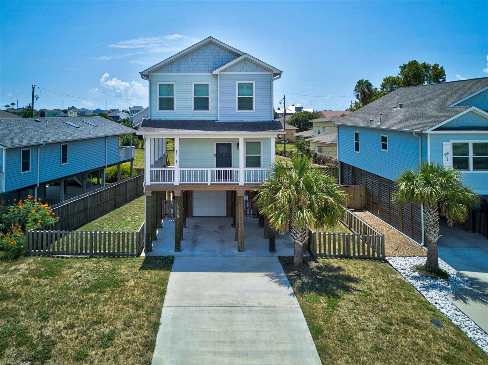 Property Photo:  12835 E Conquistador Drive  TX 77554 