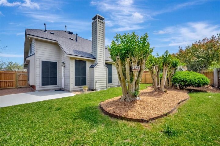 Property Photo:  14010 Hazel Ridge Court  TX 77062 