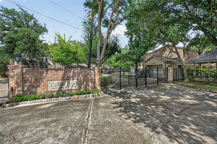 Property Photo:  9400 Doliver Drive 16  TX 77063 