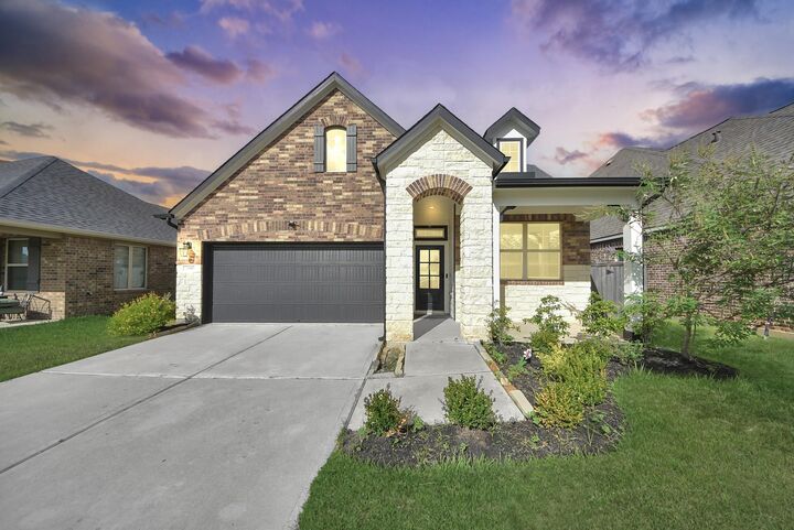 Property Photo:  20003 Wild Horse Hollow Lane  TX 77377 