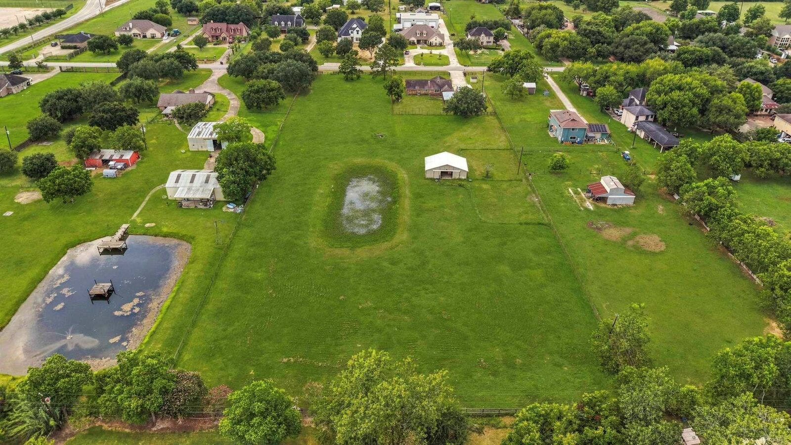 Property Photo: 1011 Tori TX 77469