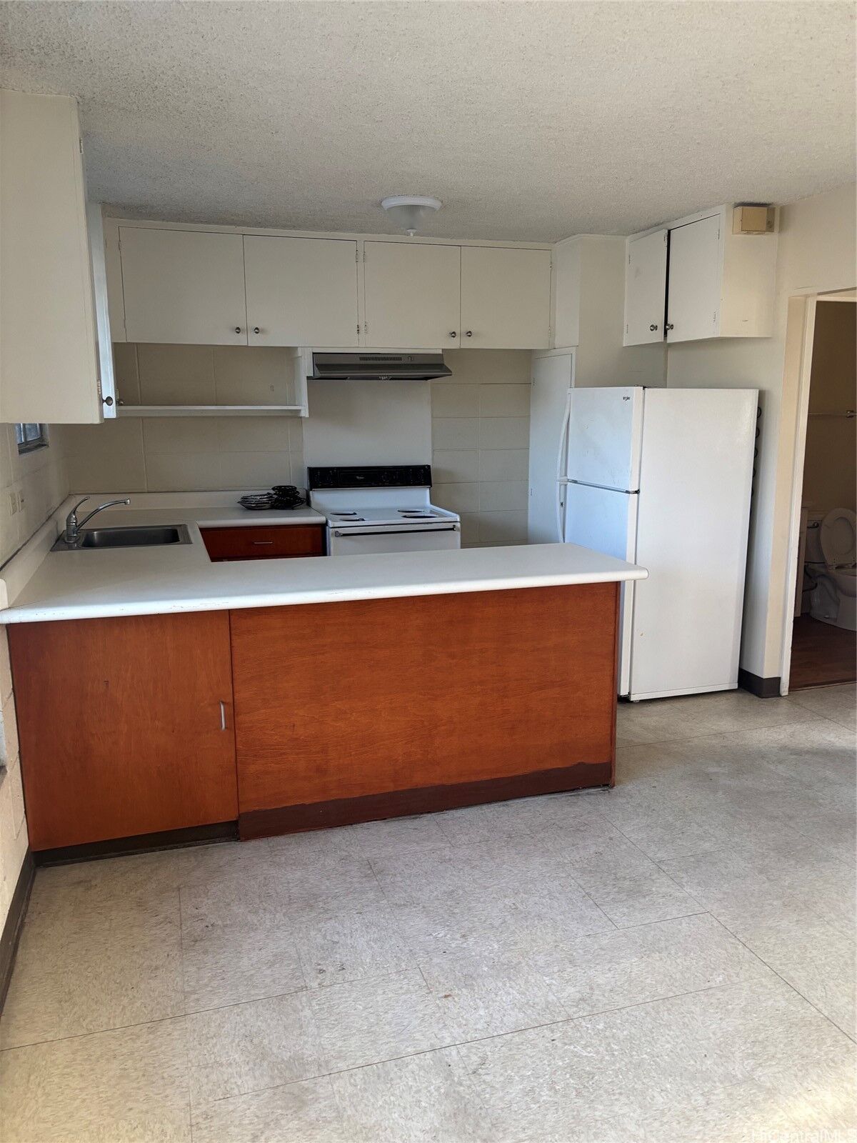 Property Photo: 1409 Kinau Streets 5 HI 96814