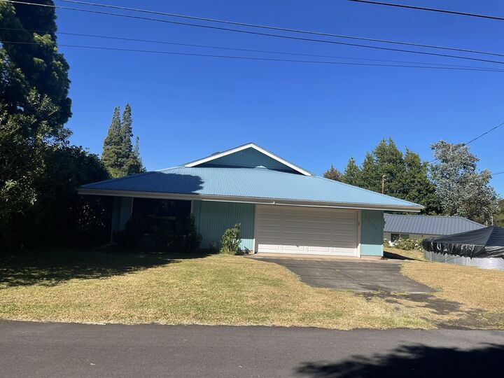 Property Photo:  99-7808 Kanawao Pl  HI 96718 