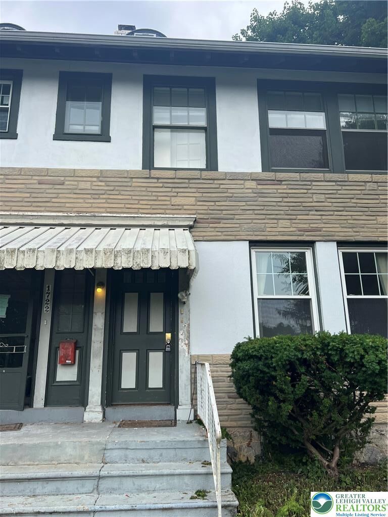Property Photo:  1722 W Market Street 2B  PA 18018 