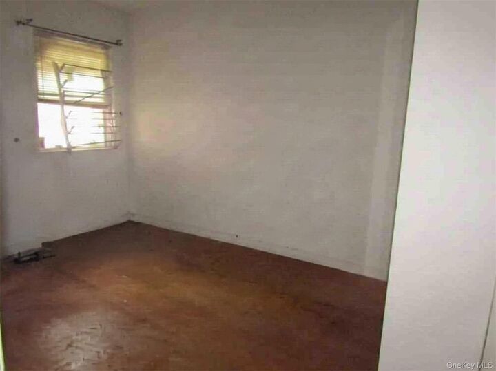 Property Photo: 3117 68th Street 2 NY 11377