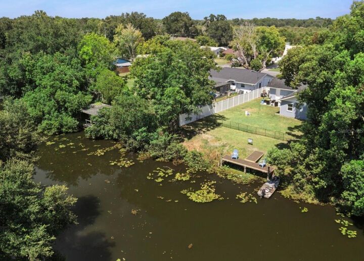 Property Photo: 27821 Lois Drive FL 32778