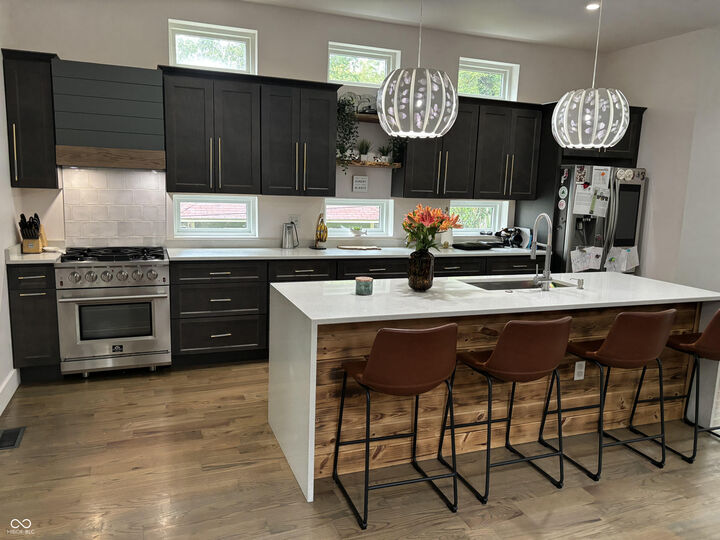 Property Photo: 1309 Jefferson Avenue IN 46201