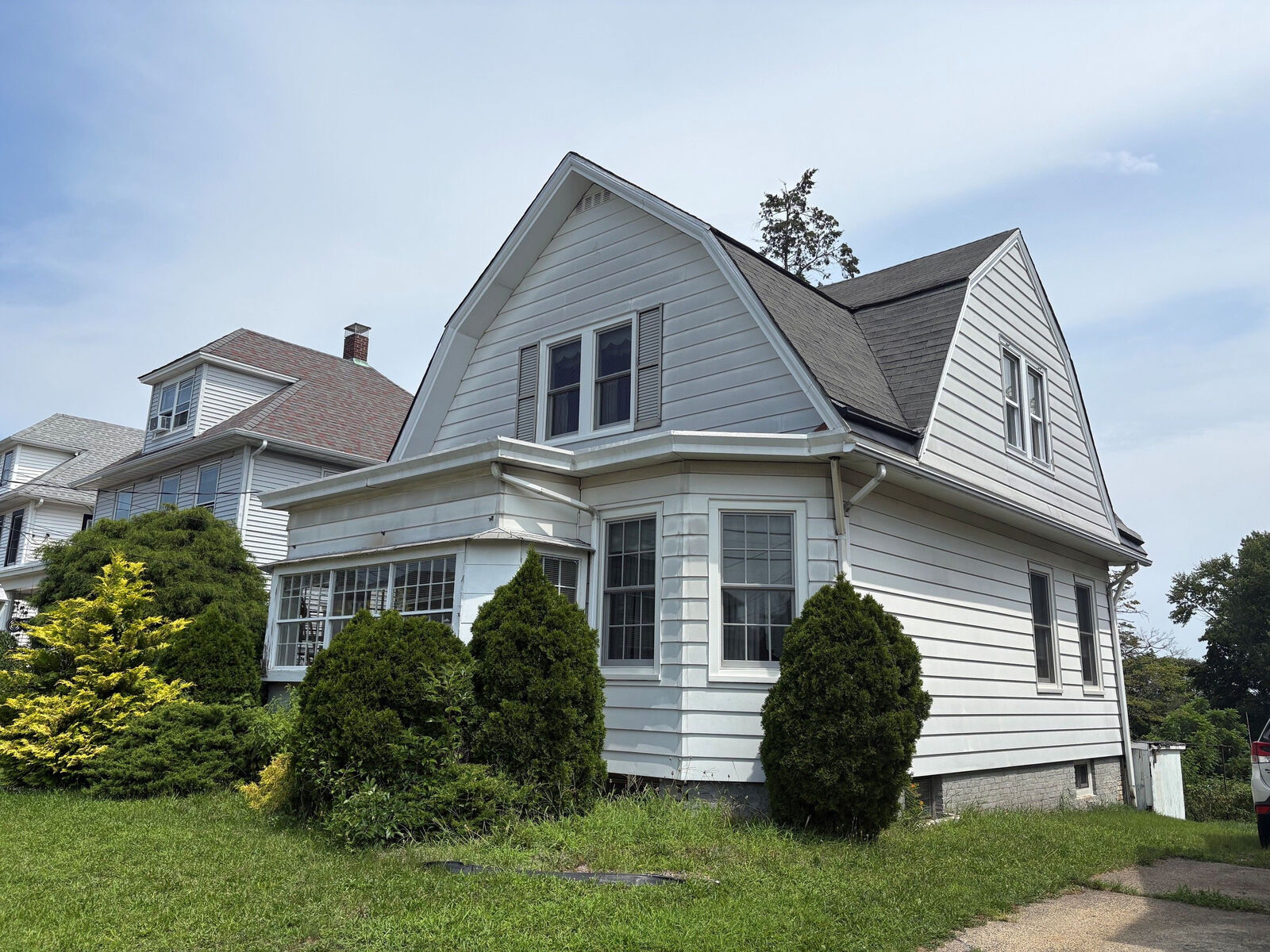 Property Photo:  11 High Street  NJ 08882 