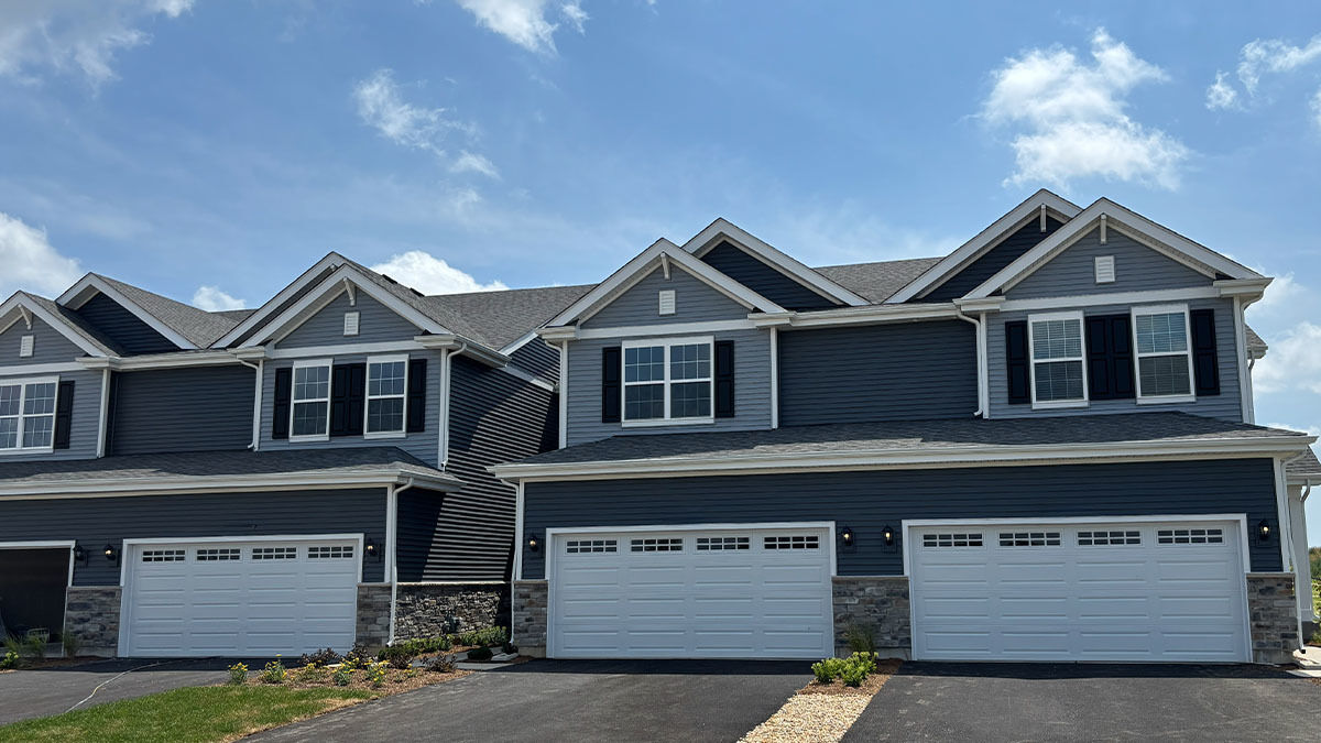 Property Photo:  1704 Baler Avenue  IL 60503 