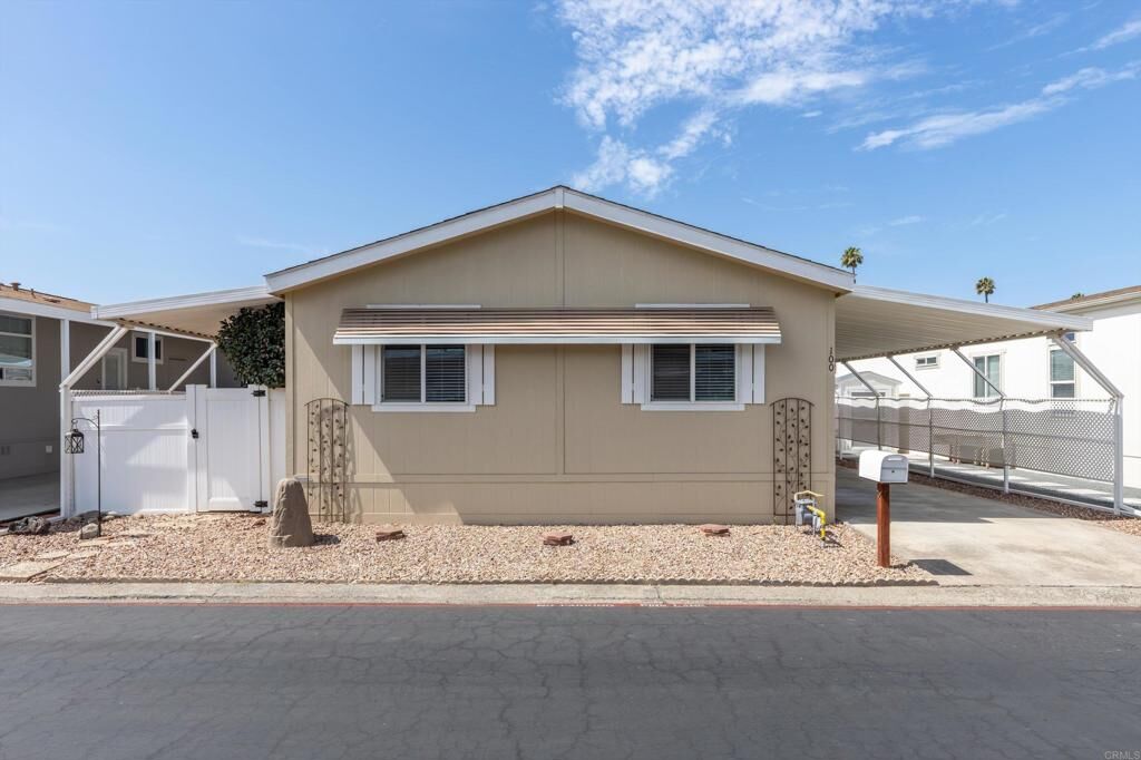 Property Photo:  1401 El Norte Parkway 100  CA 92069 