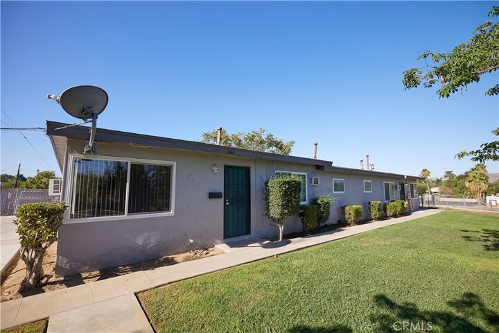 Property Photo:  3644 Russell Street  CA 92501 