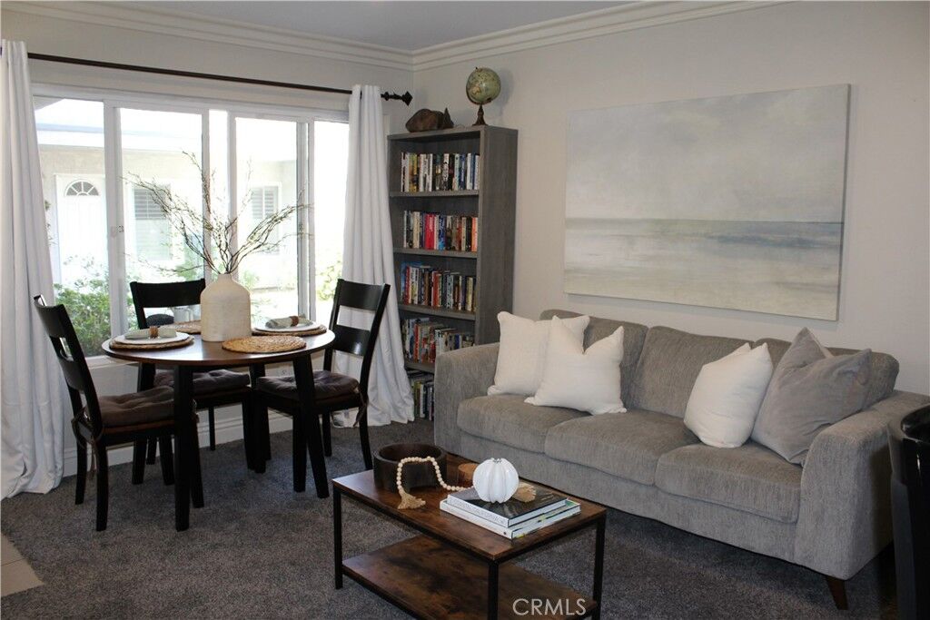 Property Photo: 1720 Newport Avenue 5 CA 90804