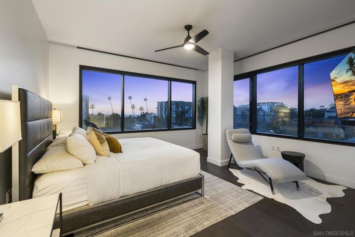 Property Photo:  2604 5th Ave 406  CA 92103 