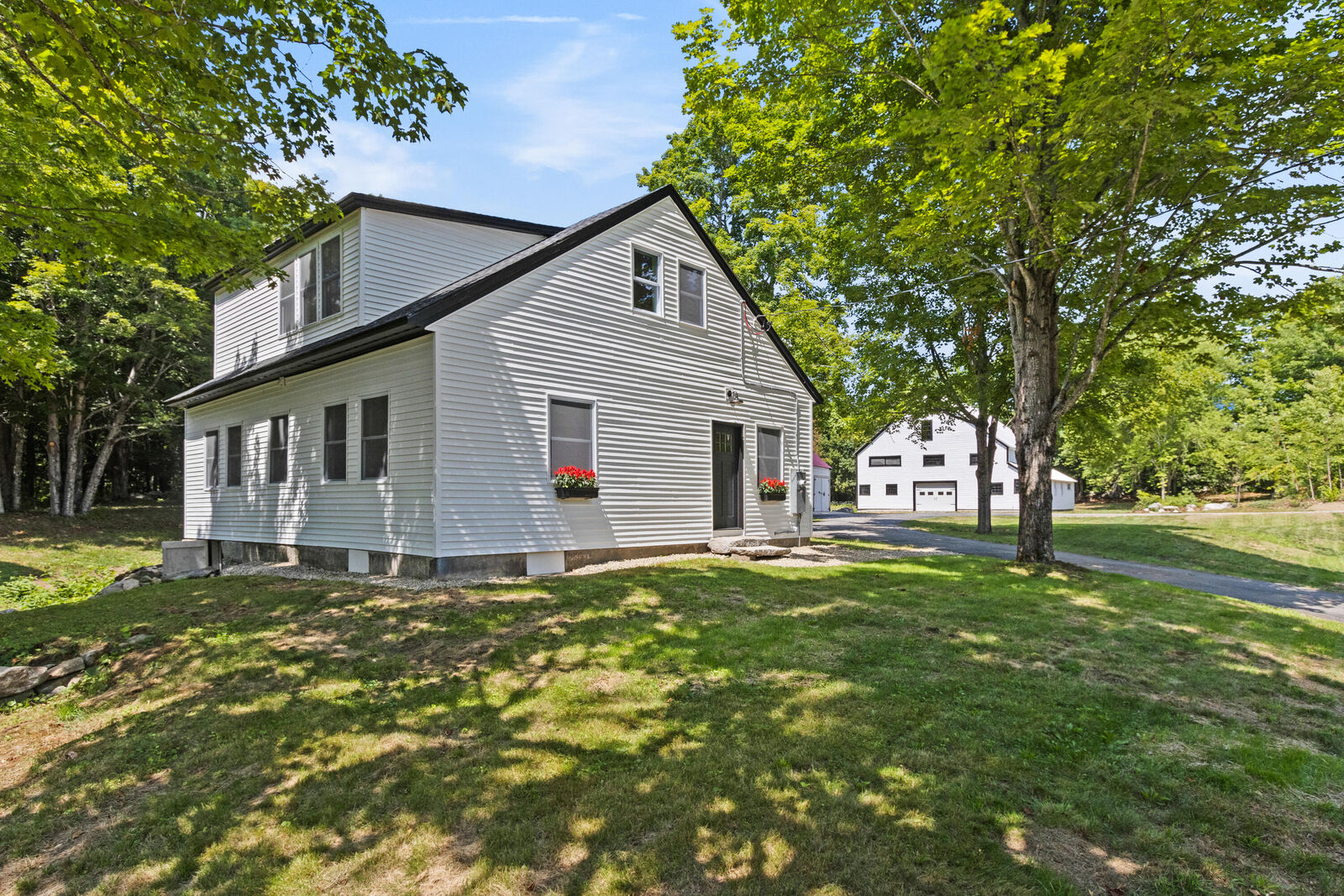 Property Photo:  17 Colley Hill Road  ME 04039 