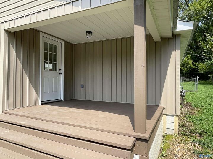 Property Photo:  705 5th Street SW  AL 35954 