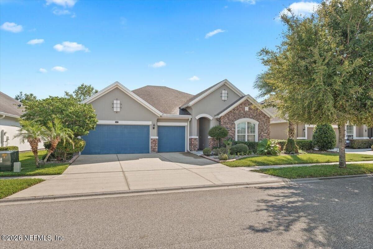 Property Photo: 3637 Crossview Drive FL 32224