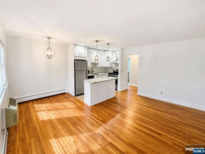 Property Photo:  205 Washington Drive  NJ 07446 