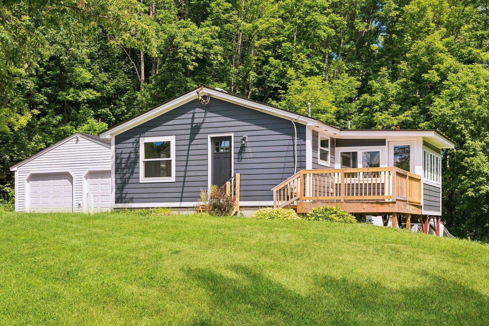 Property Photo: 489 Campbell Street VT 05001