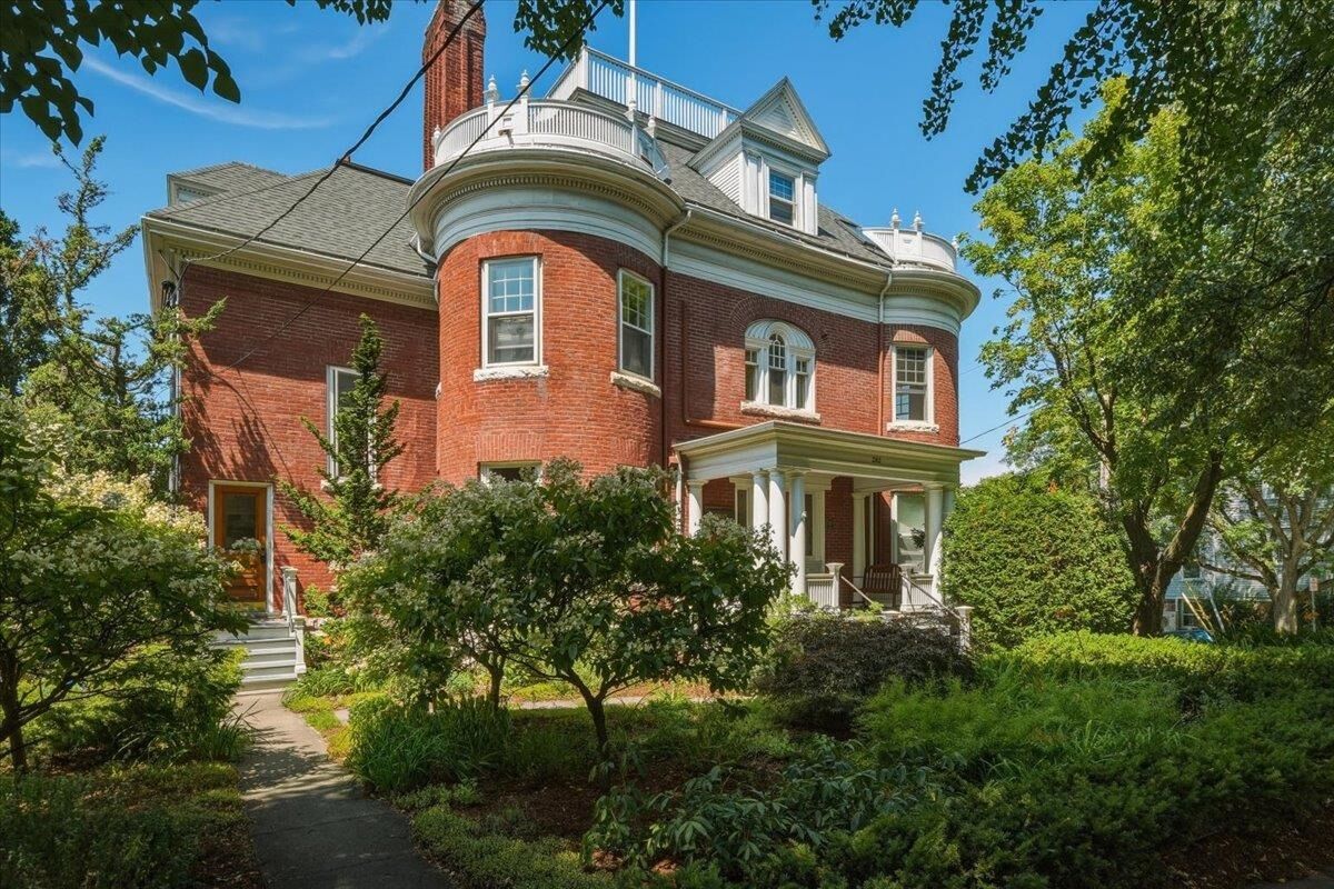Property Photo: 283 South Union Street VT 05401