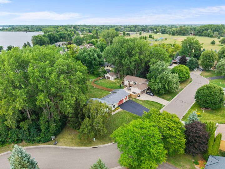 Property Photo:  1555 Lamotte Circle  MN 55038 