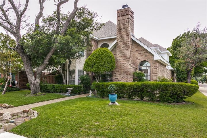 Property Photo: 18653 Vista Del Sol TX 75287