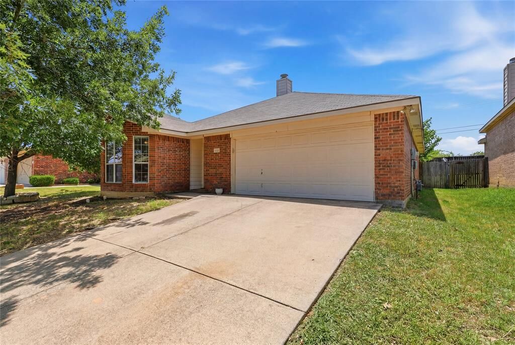 Property Photo: 13021 Evergreen Drive TX 76244