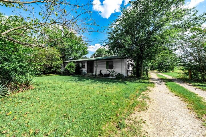 Property Photo: 7801 W Interstate Highway 30 TX 75433