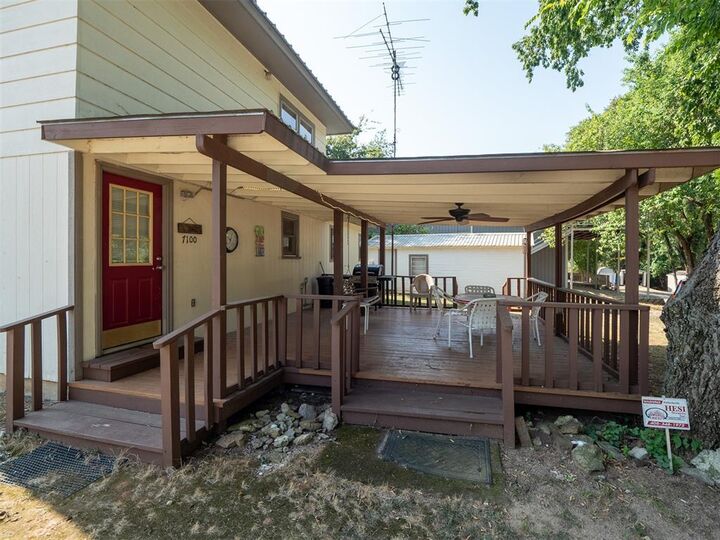 Property Photo:  7100 Olde Cabin Rd  OK 73439 