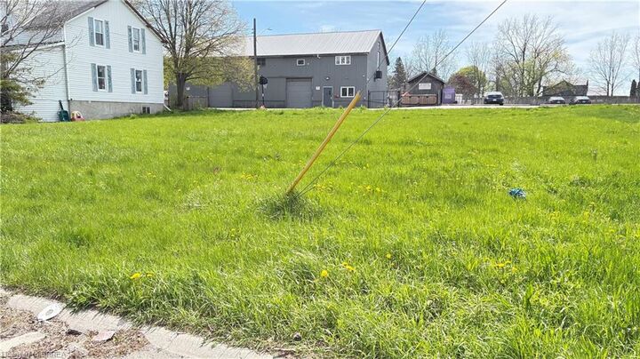 6 Brydges Street — photo 1