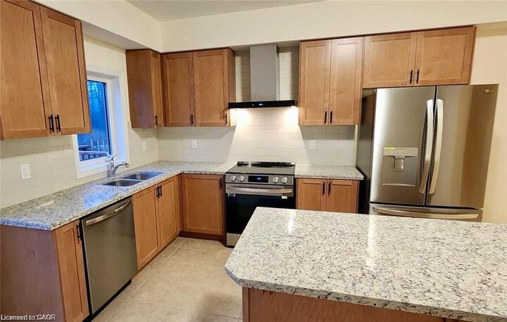 Property Photo:  305 Garner Road W 65  ON L9G 5E6 