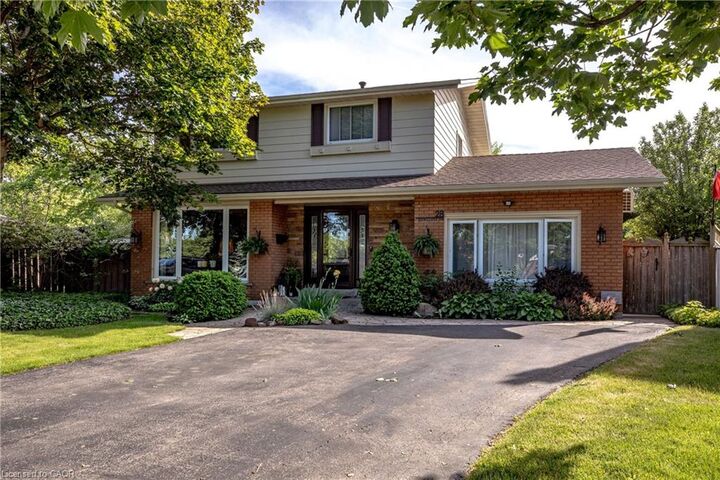 Photo de la propriété: 28 Ramsgate Drive ON L8G 3V5