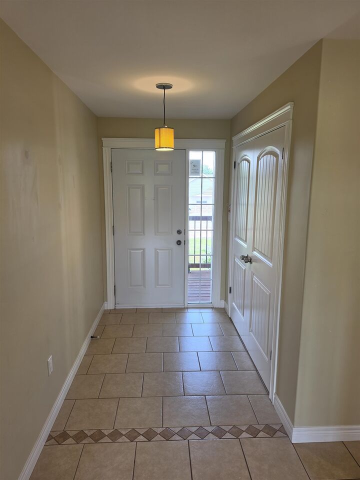 Property Photo:  14 Meadow Lane  PE C1E 2H7 