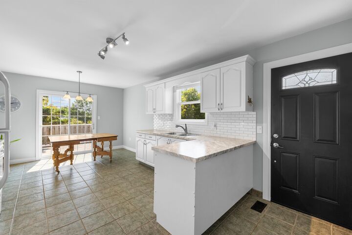 Property Photo:  46 Westcomb Crescent  PE C1C 1B3 