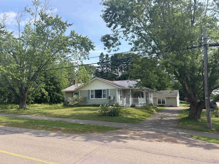 84 Macrae Drive — photo 1