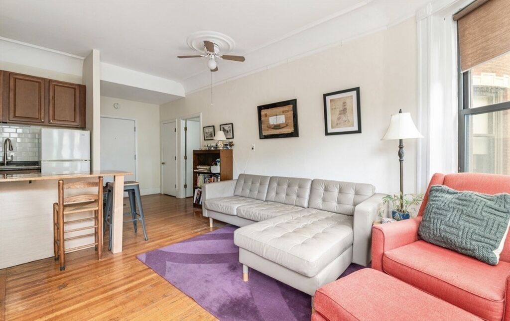 Property Photo:  9 Buswell Street 2F  MA 02215 