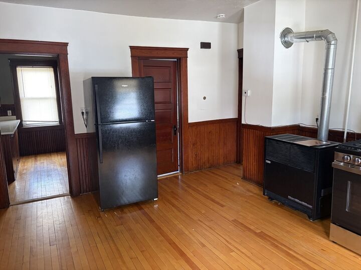 Property Photo:  16 Brookline Street 3  MA 01570 