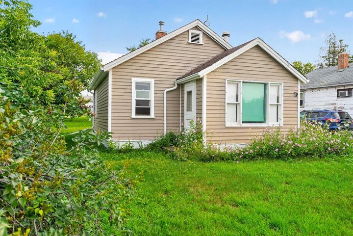 11216 106 Ave Avenue — photo 1