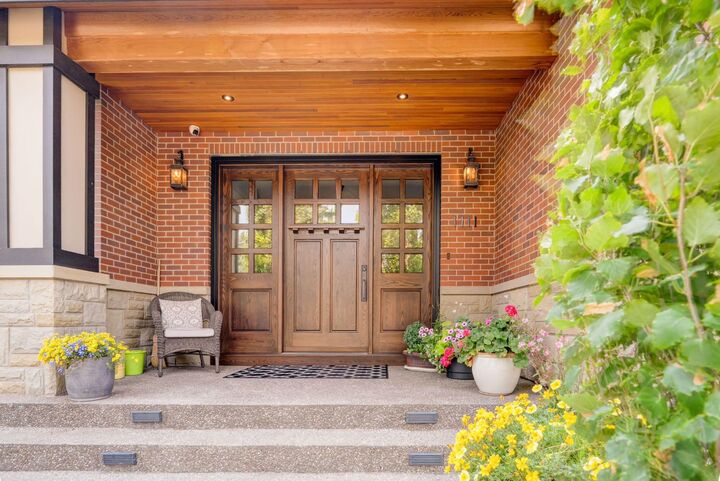 Property Photo: 1111 Belavista Crescent SW AB T2V 2A9