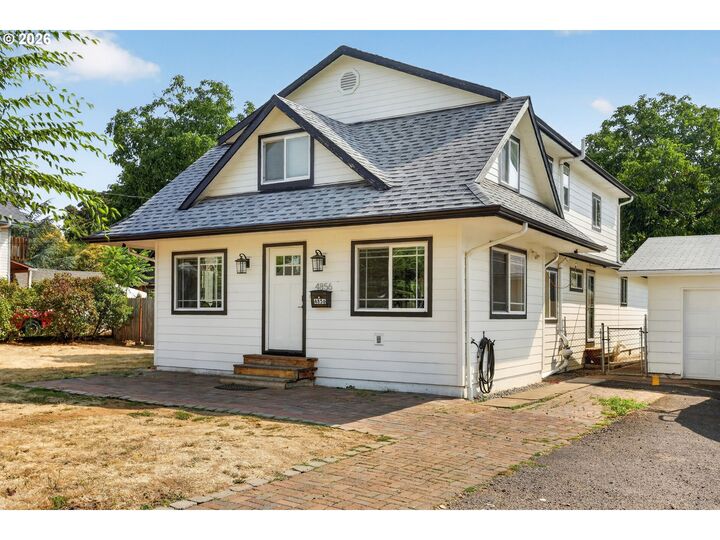 Property Photo:  4856 SE 99th Ave  OR 97266 