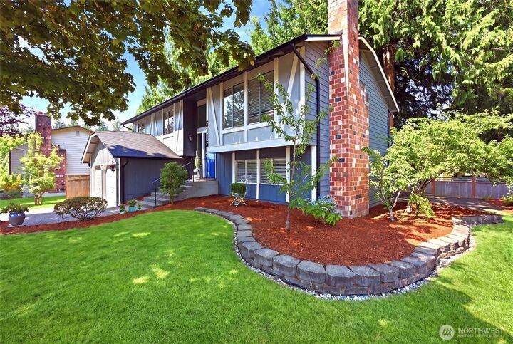 Property Photo: 5115 Monticello Drive WA 98026
