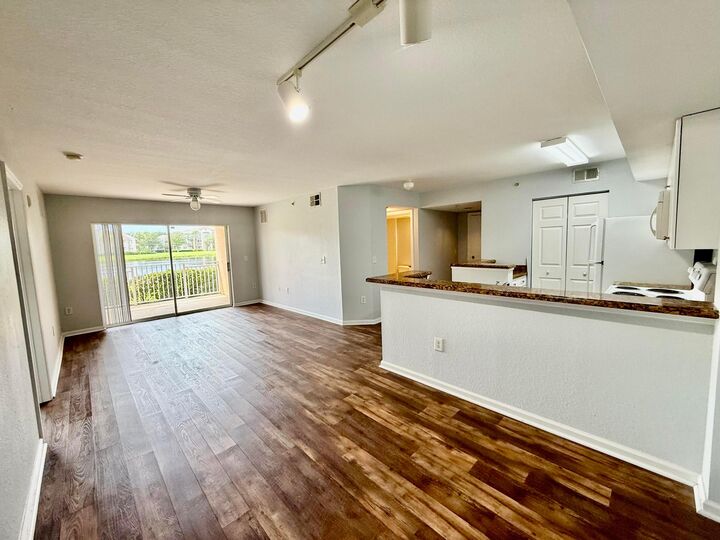 Property Photo: 191 SW Palm Drive 108 FL 34986