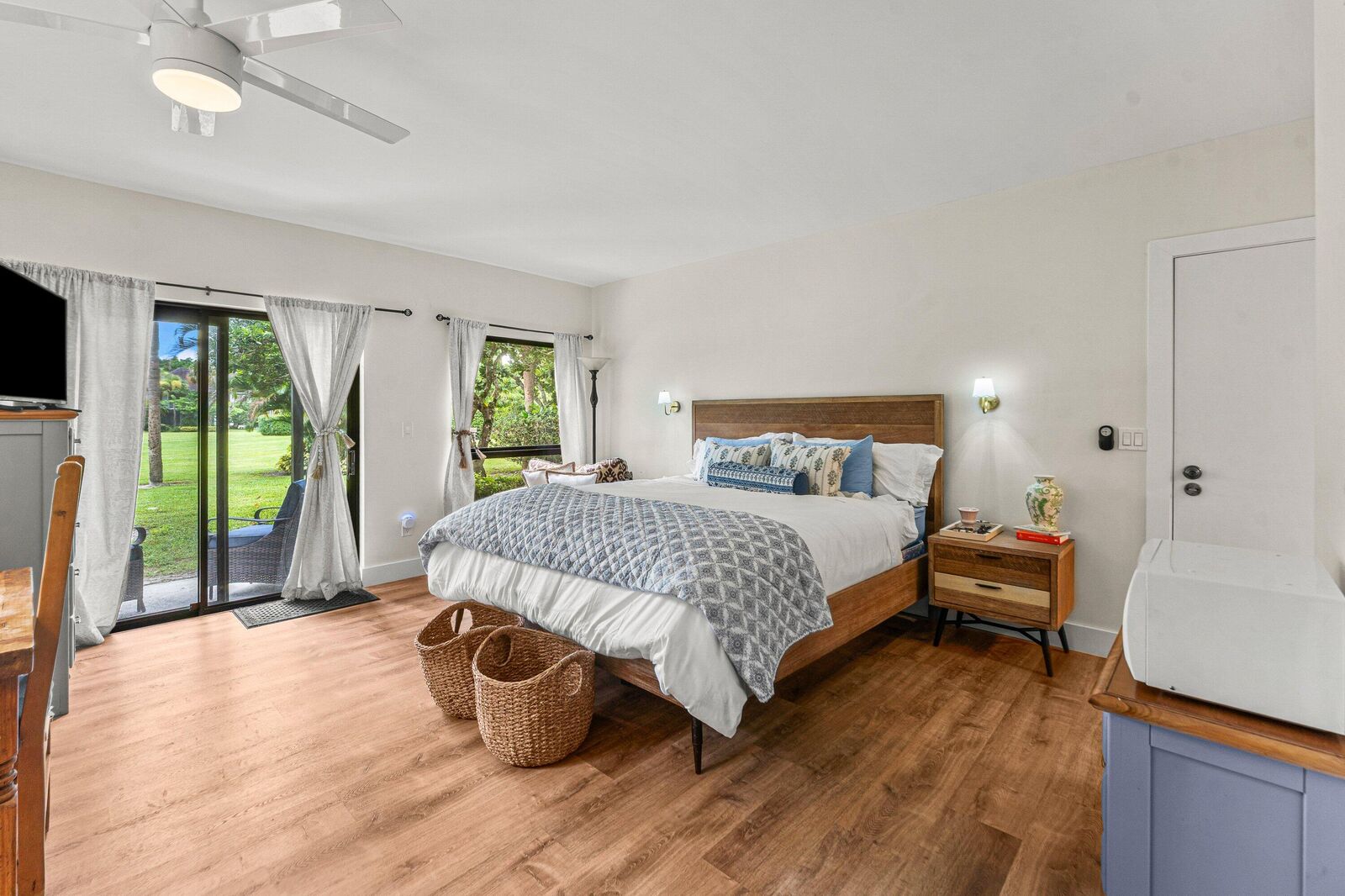 Property Photo:  13334 Polo Club Road 240  FL 33414 