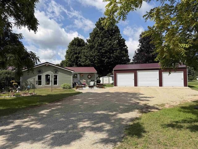 Property Photo: 7542 3rd Street MI 49683