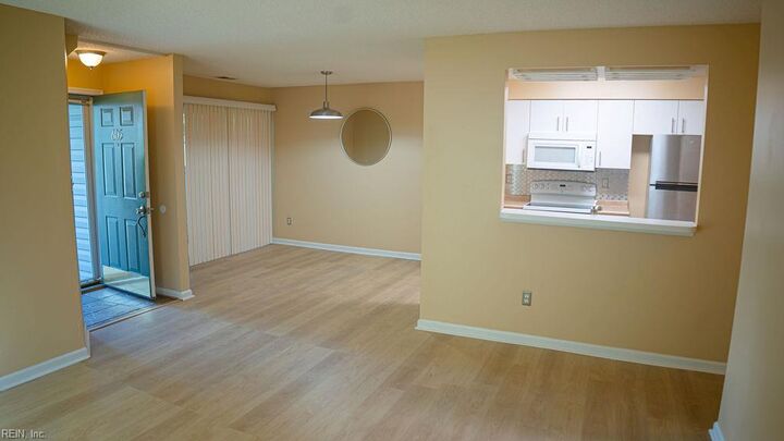 Property Photo:  605 Rue Marseille  VA 23320 