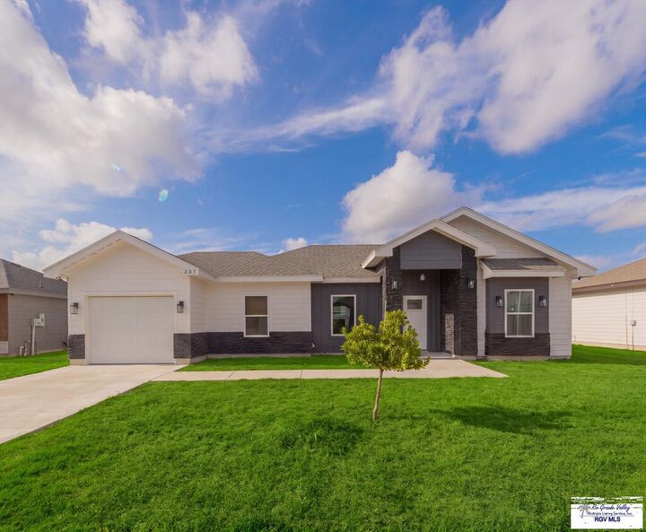 Property Photo: 207 N Drift St TX 78559