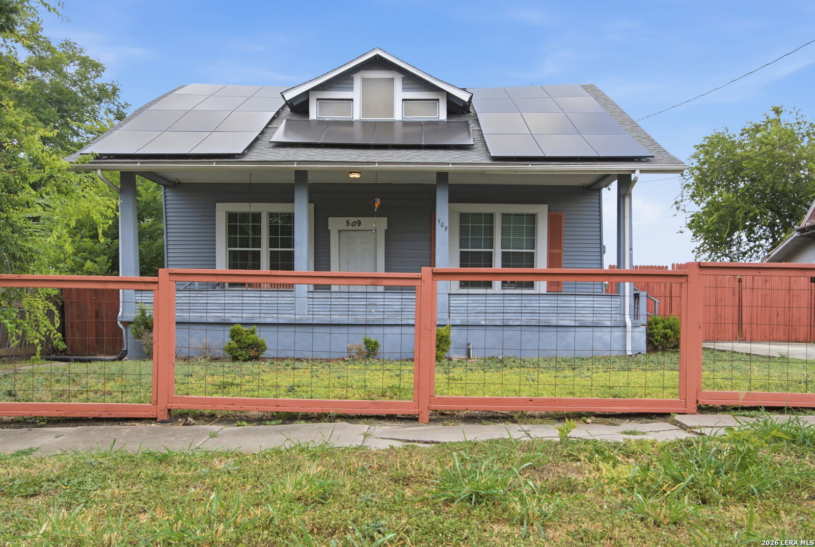 Property Photo:  509 E Drexel Ave  TX 78210 