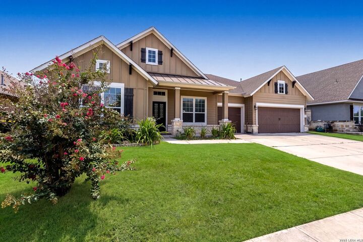 Property Photo: 11812 Field Bend TX 78154